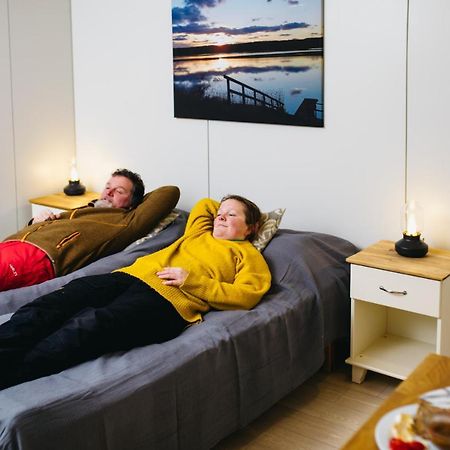 Labbnaes Semesterhem, Radhuset Kimitoön Eksteriør bilde
